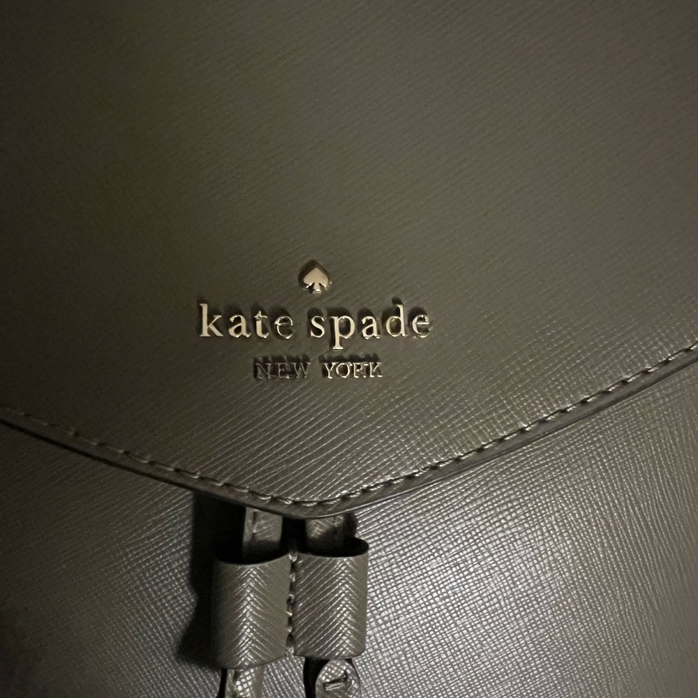 ⭐️NWOT⭐️Kate Spade Taupe Leather Backpack ~ Med - Picture 2 of 14